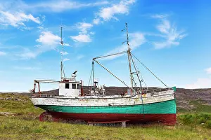 Scrap: Shipwreck in barren landscape, Hnjotur, Egill Olafsson