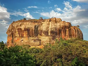Orthographic: Sigiriya rock, famous Sri Lankan tourist landmark