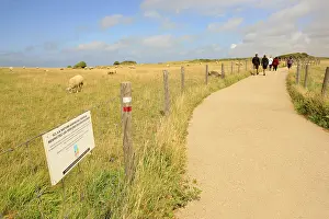 Materials: Sign for preservation of the site of Cap-Gris-Nez - France