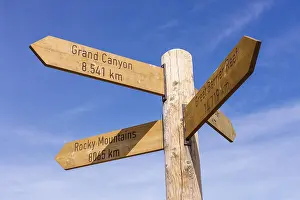 Sign: Signpost