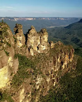 Echo: The Three Sisters from Echo Point Lookout
