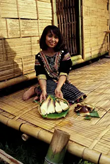 Bamboos: Sithon, laotian women - and cooked bamboo shoots