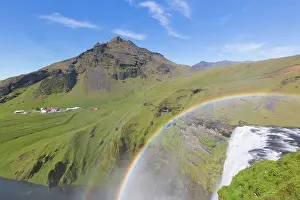 Skoga: Skogafoss waterfall with a rainbow - Iceland