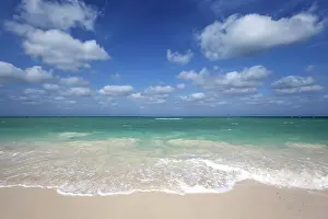 Destinations: Sky, clouds, beach, turquoise sea, island Cayo Levisa