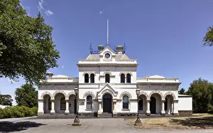 Victoria: The small historic township of Clunes lies half-way