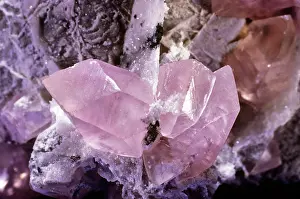 Ores: Smithsonite from Tsumeb, Namibia