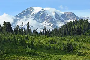 Rainier: Snow-capped summit of Mount Rainier, Mount Rainier