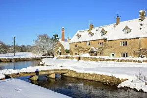 Cottages: Snow covered Houses and river