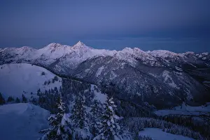 Tyrol: Snow-covered windscape in the Alps at Neunerkopfle in the Tannheimer Tal in Tyrol
