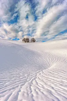 Sinkhole: Snow ravine around a sinkhole, Plateau d'Font d'Urle