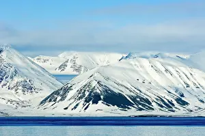 Norse: Snowcapped peaks Woodfjord Svalbard Archipelago