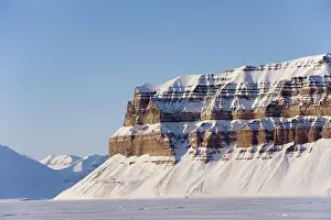 Ridges: Snowy mountains at Spitsbergen