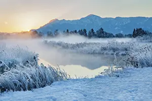 Foothills: Snowy winter landscape with the Uffinger Ach at