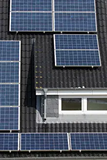 Technic: Solar power cells on a roof - Germany