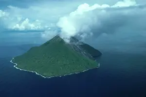 Solomon: Solomon Islands. Tinakula Volcano