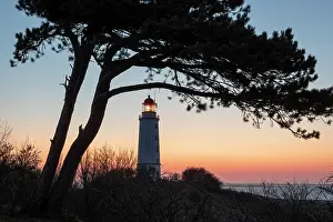 Daybreak: Sonnenaufgang am Leuchtturm Dornbusch auf dem Schluckwieksbe