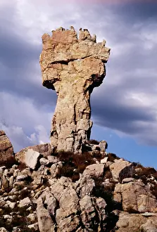 Maltese: South Africa - Maltese Cross, Cedarberg Mountains