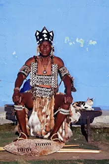 Zulu: SOUTH AFRICA - Zulu traditional healer, in traditional