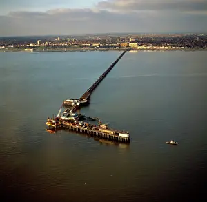 Piers: Southend Pier, the longest pleasure pier in the