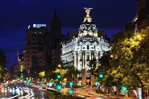 Plaza: Spain, Madrid, Plaza de Cibeles, view along