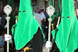 Penitents: Spain - Nazarenos (= penitents) at the Semana Santa