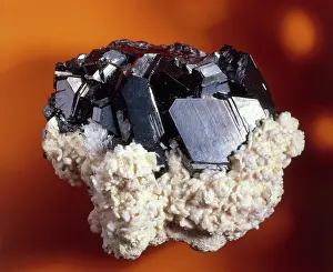 Luster: Sphalerite