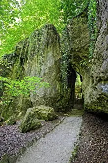 Upper: Split rock, rock garden Sanspareil, English land