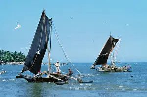 Fisherman: Sri Lanka - traditional fishing boats