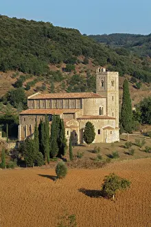 Montalcino: St. Antimo Abbey (Abbazia di Sant'Antimo)