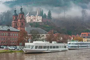 Main: St. Jacob's church, Mildenburg Castle and