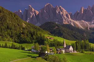 Magdalena: St. Magdalena Church - picturesque view of famous