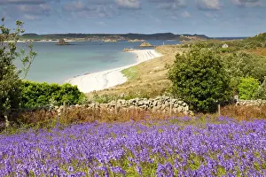 Tresco: St Martin's - Lawrence's Bay - view towards Tresco