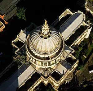 Cathedrals: St. Paul's Cathedral, an Anglican cathedral and
