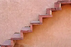 Step: Stairs on wall, Fatehpur Sikri, in the state