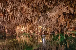Dripstone: Stalactite cave, Aktun Chen Nature Park, Riviera