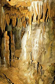 Stalactite: Stalactite and Limestone Cascade Formations