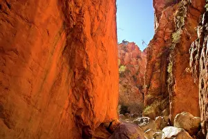 Chasm: Standley Chasm - the midday sun reflects on the