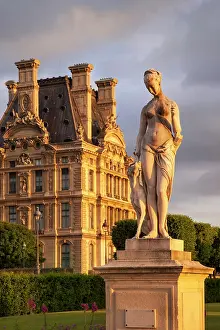 Jardin: Statue in Jardin des Tuileries with Musee