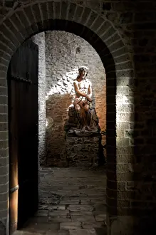 Bruges: Statue of Jesus at Heilig-Bloedbasiliek