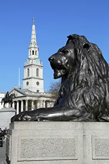 Beneath: Statue of lion by Landseer beneath Nelson's Column