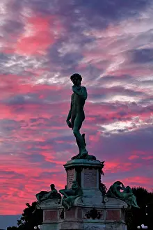 Michelangelo: Statue at sunrise, Michelangelo Overlook