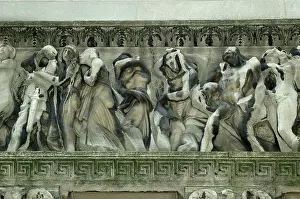 Dioxide: Statues damaged by acid rain