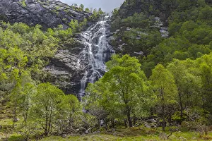 Nevis: Steall Falls - waterfall rushes 120 metres down