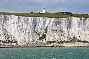 Shipping: Steep coast with lighthouse, chalk coast, Dover