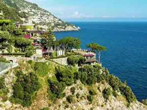 Amalfi: Steep coast with southern vegetation, near Positano