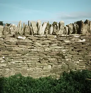 Cotswolds: Stone Wall