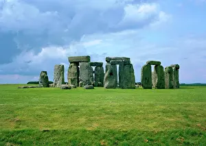 Discovery: Stonehenge, Salisbury Plain, Wiltshire, England