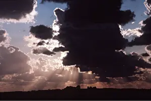 Ake Lindau: STORM / RAIN CLOUD FORMATIONS