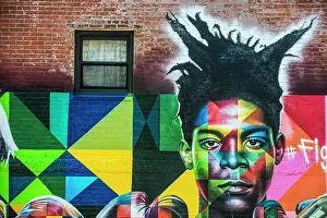 Graffiti: Street art, graffiti, painted wall of a building