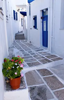 Step: Street scene on a small island town, Naoussa